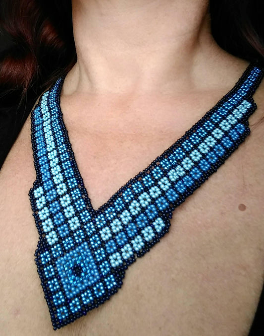V-Halskette Huichol Halsschmuck Tribal Ethno Boho Perlenkette Blau