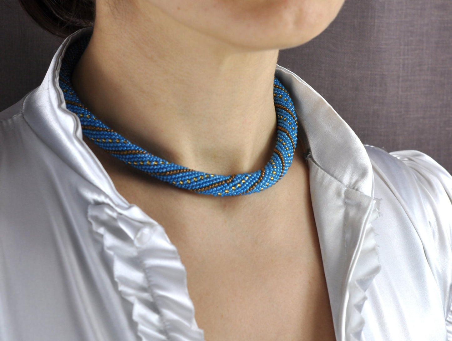 Gehäkelte Schlauchkette Perlenkette Perlenschmuck Blau-Gold