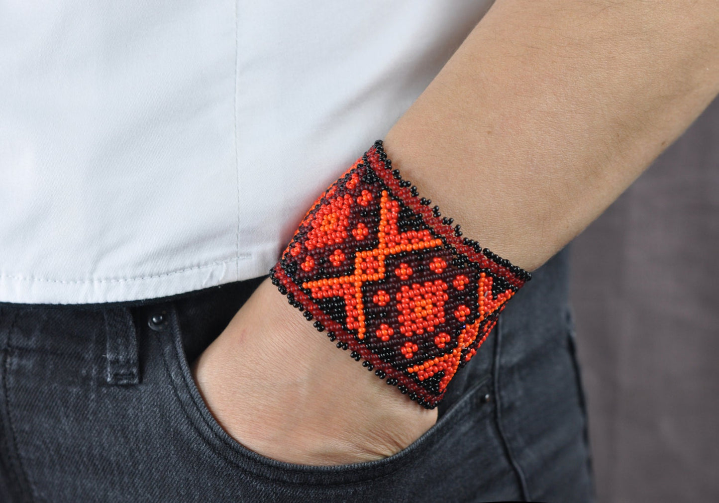 Mexican Huichol Perlenarmband Ethno Boho Hippie style XXL rot