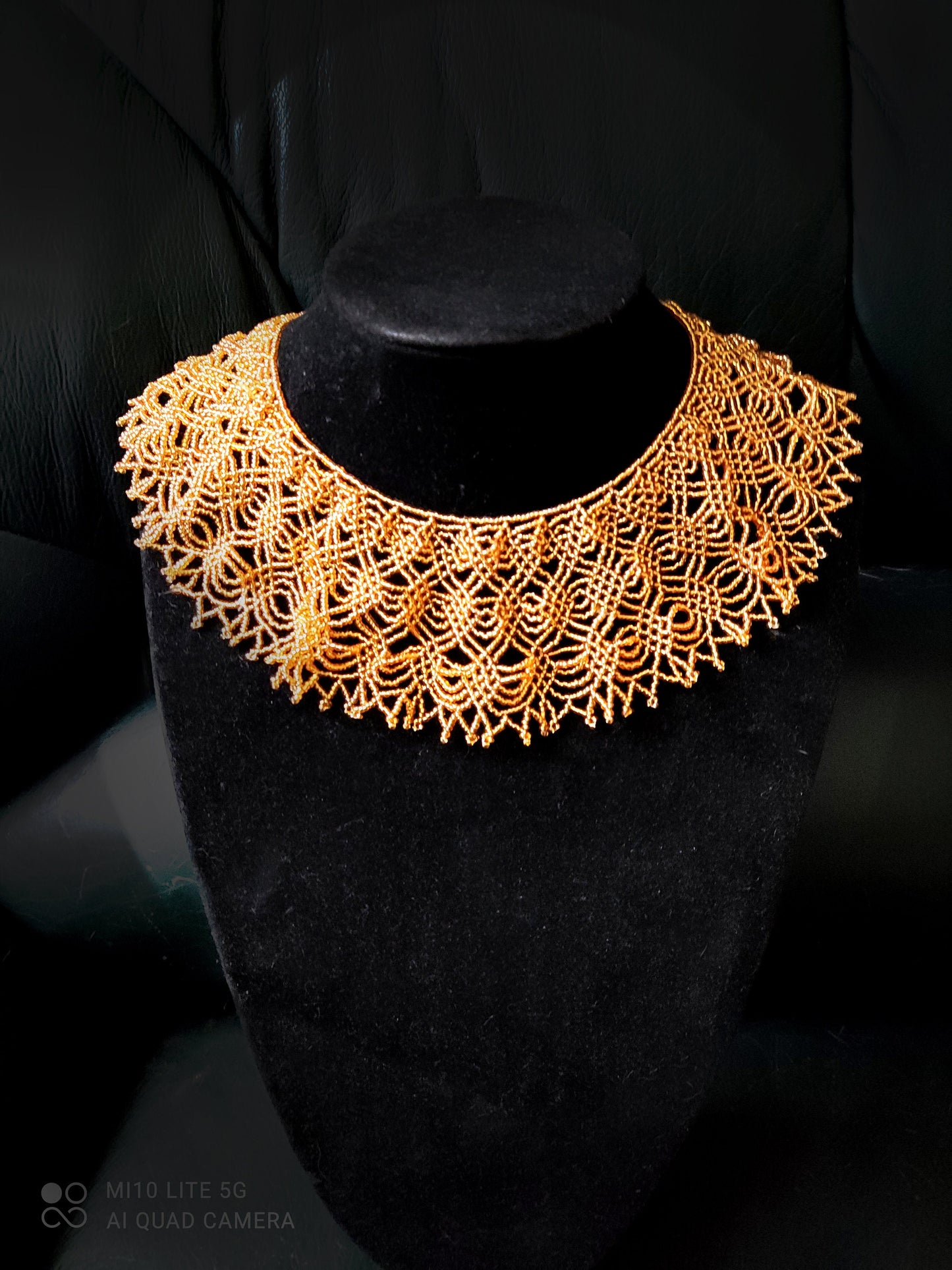 Kragen Halsschmuck Collier aus Tschechischen Perlen Gold  Statement Perlenkette