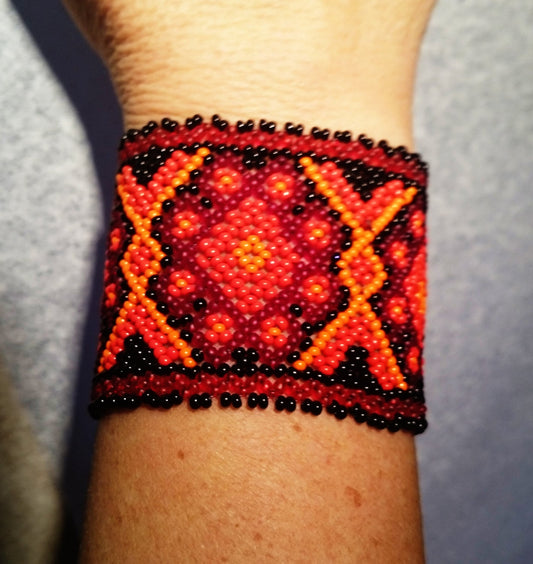 Mexican Huichol Perlenarmband Ethno Boho Hippie style XXL rot