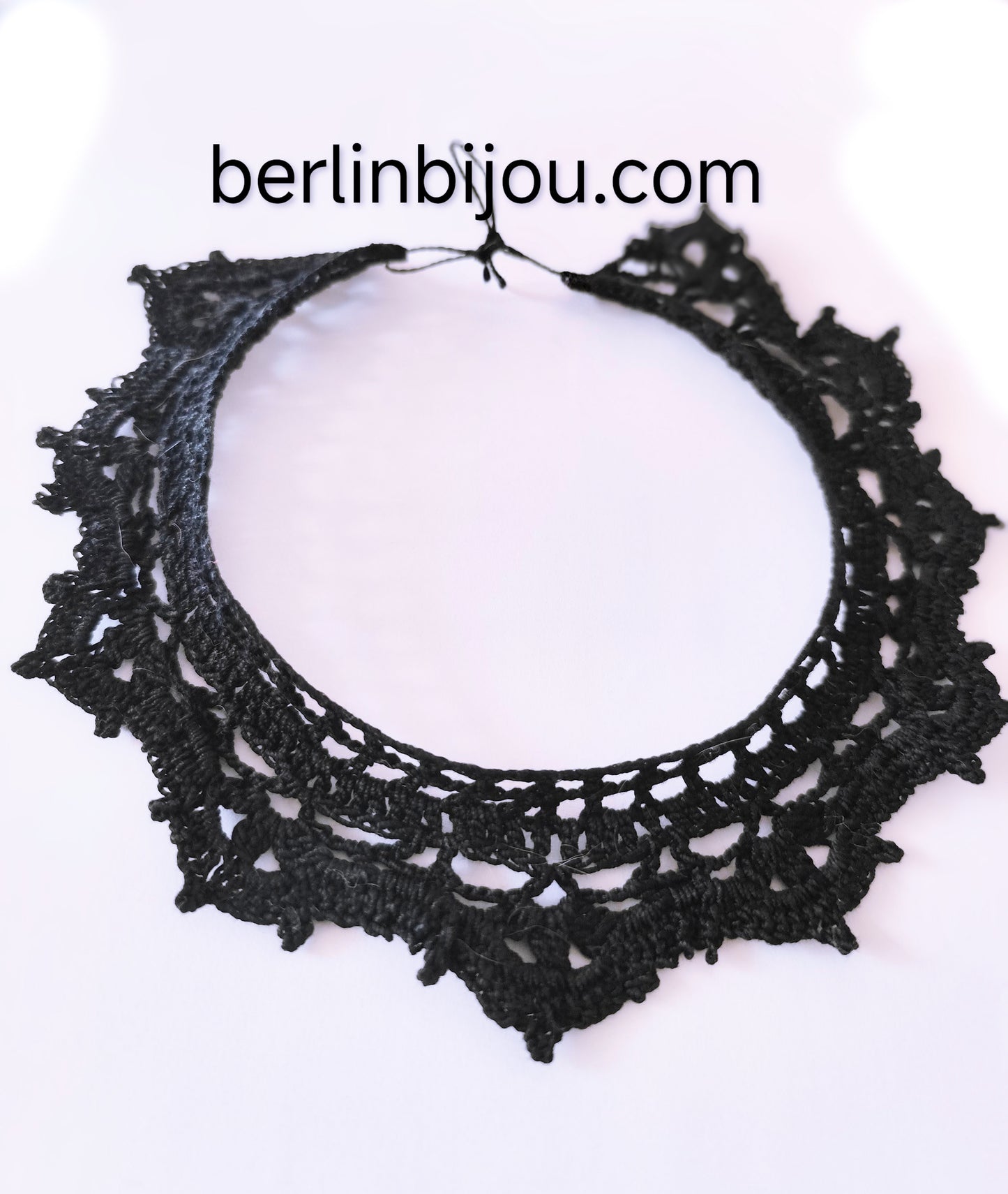 Handmade Gothic Lace Choker Necklace – Victorian Black Cotton Collar with Adjustable Fit