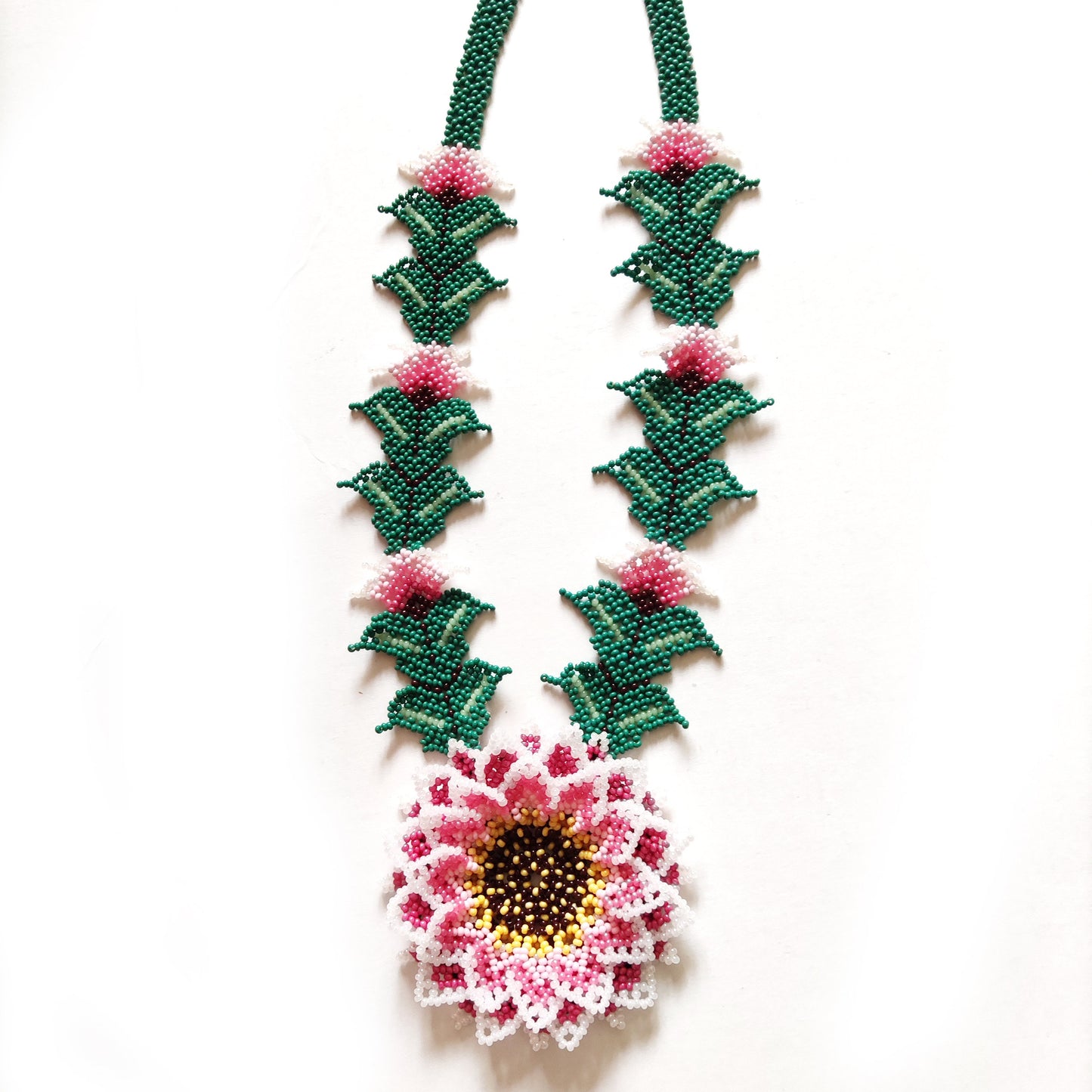 Halskette Perlenkette mit 3D Blumen Huichol Ethno Indianisch
