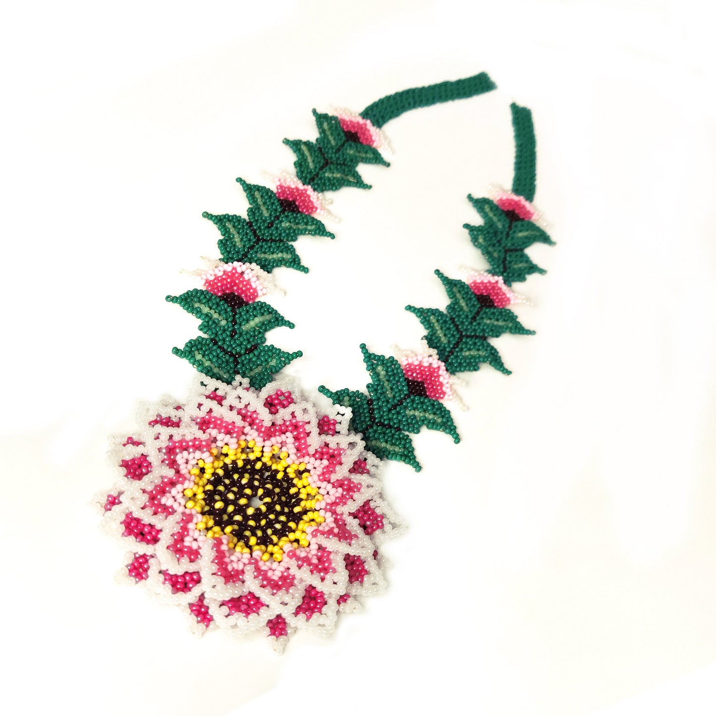 Halskette Perlenkette mit 3D Blumen Huichol Ethno Indianisch